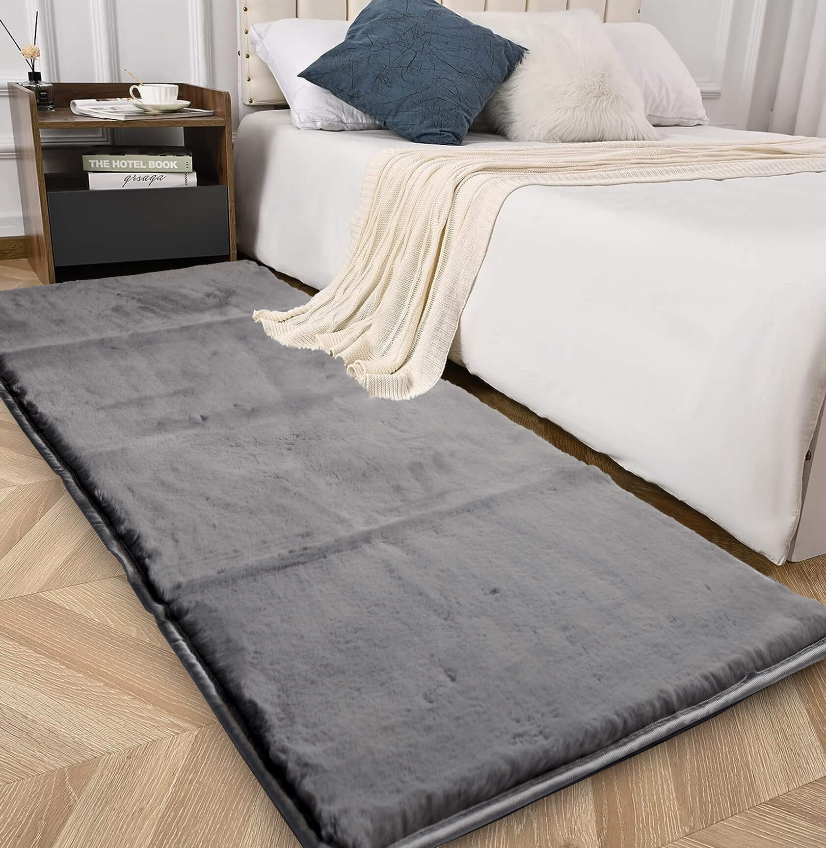 grey bed runner