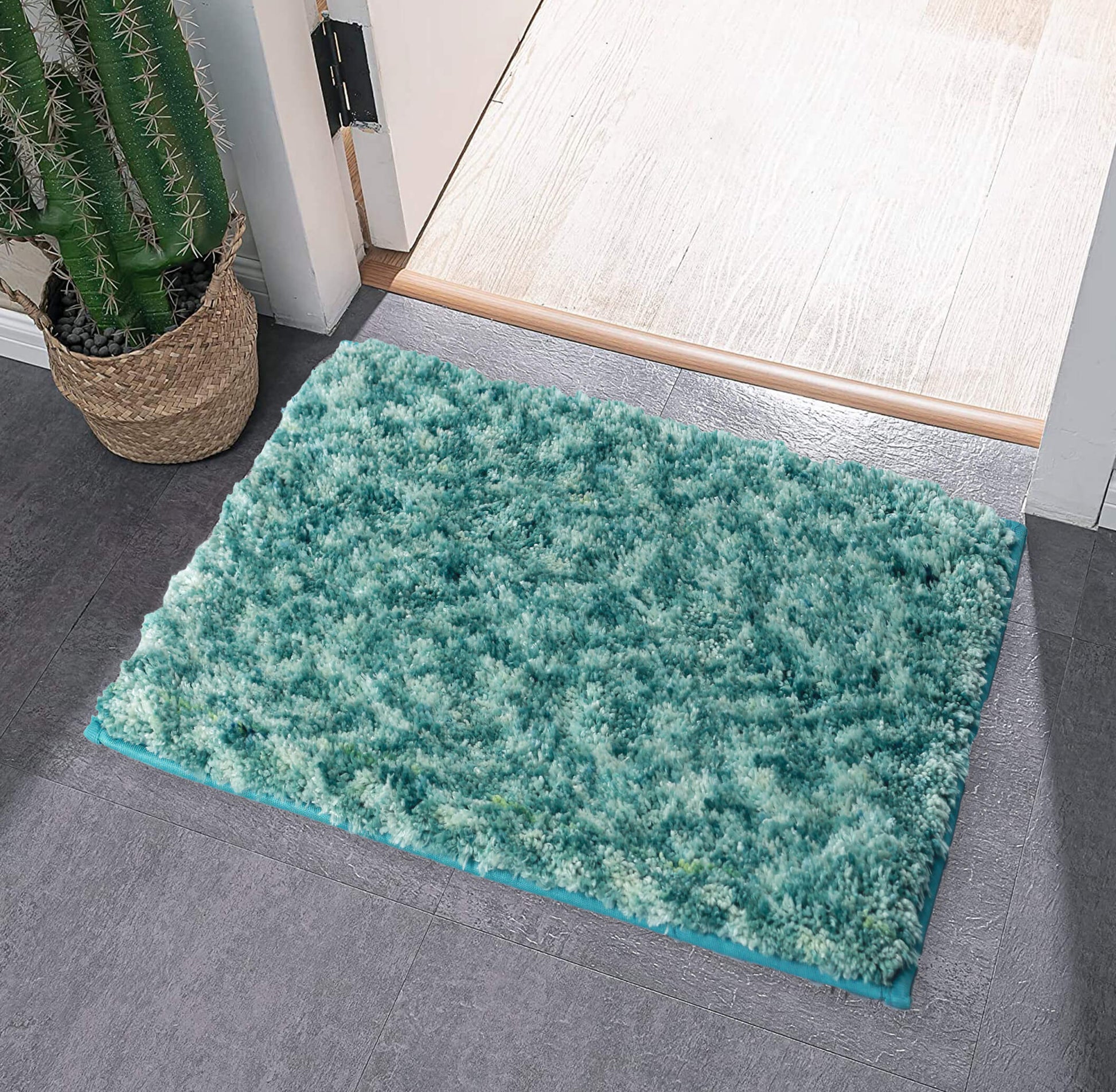 green bath mat